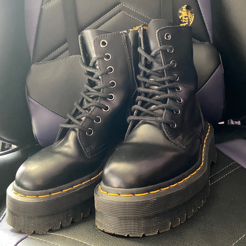 Jadon Doc Martens Platform Boots Size 5 Dr Martens